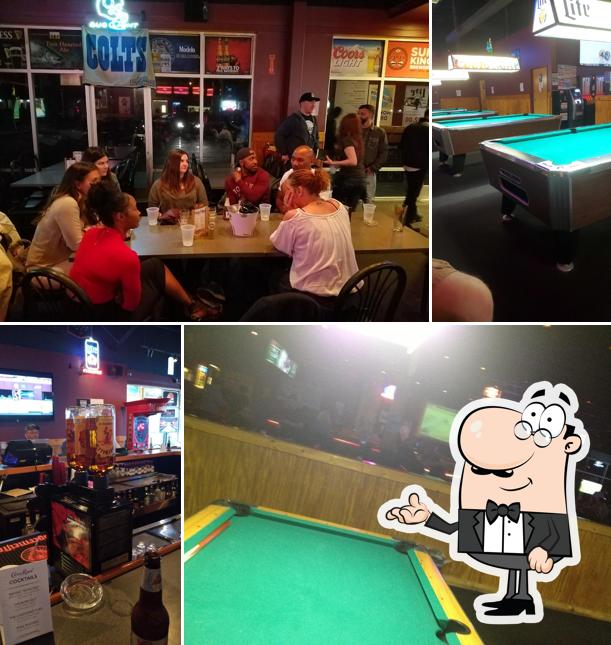 Legends Pub & Grill