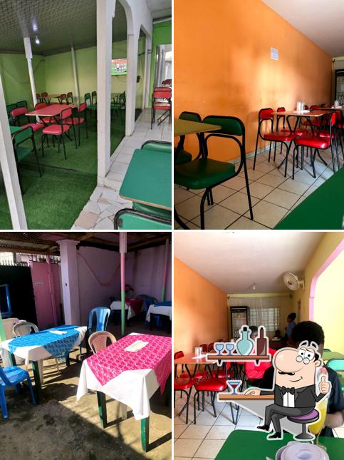 Link Up Restaurant