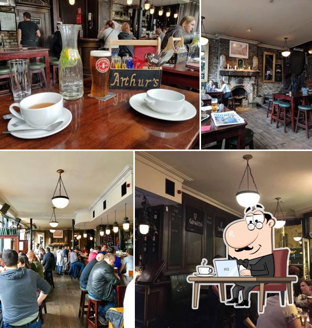 Arthur's Pub