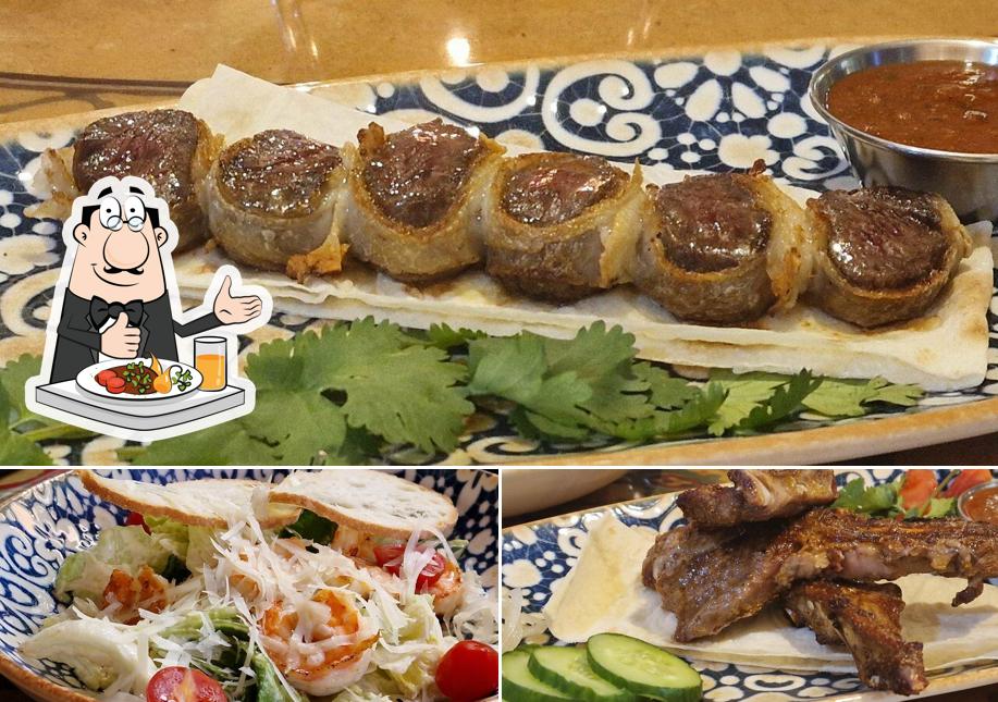 Еда в "Чайхане Matur Lounge"