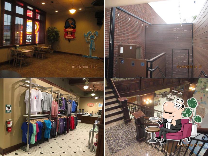 Wells Visitor Center & Ice Cream Parlor