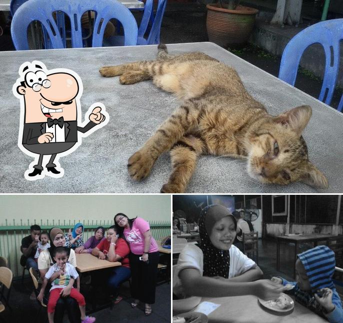 Pusat Makan JJ Corner Tambun