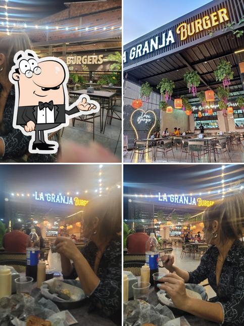 La Granja Burger