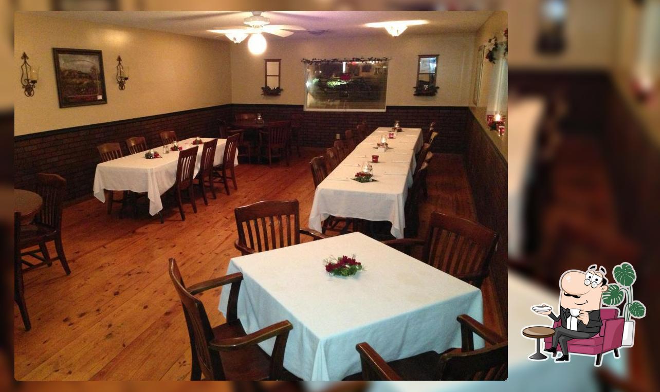 Shipwrecked Restaurant & Lounge Carlyle IL