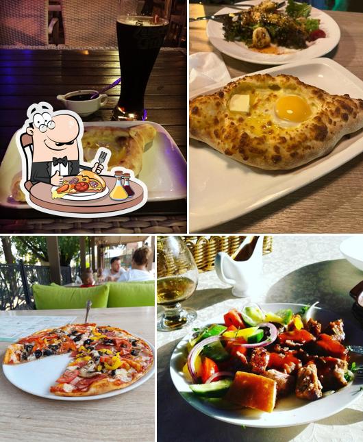 Попробуйте разные варианты пиццы