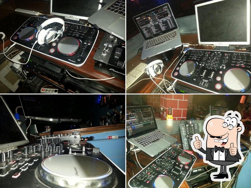 Cube music Bar