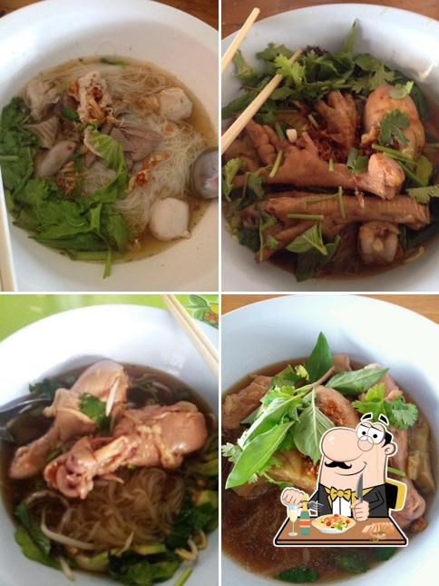 ราชาหมูตุ๋น บางปะอิน