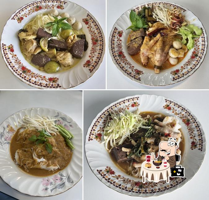 ครัว ศิลป์นาวา (ขนมจีนน้ำยา)
