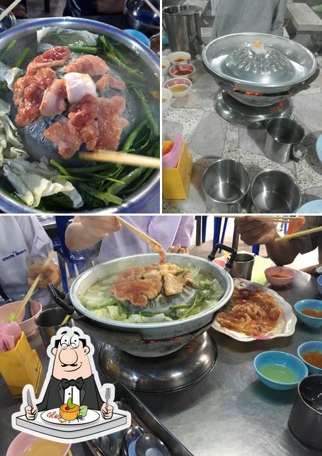ต้องลองหมูกะทะ Petchaburi