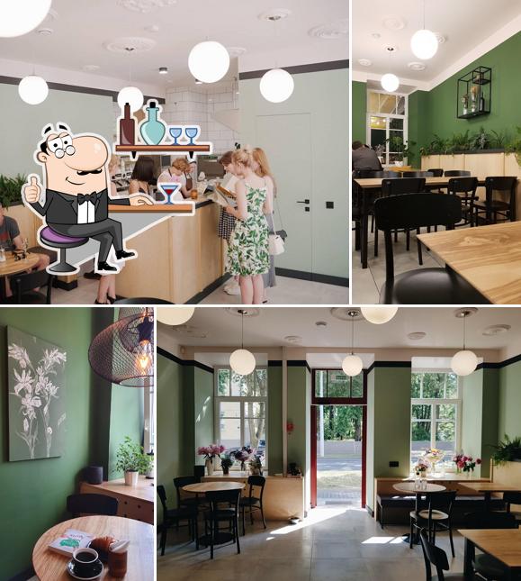 Посмотрите на внутренний интерьер "Мечтатели"