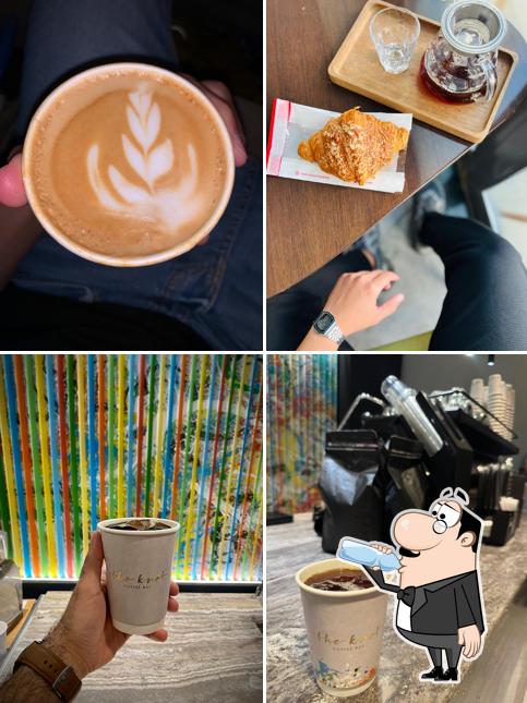 Theknot Coffee Bar