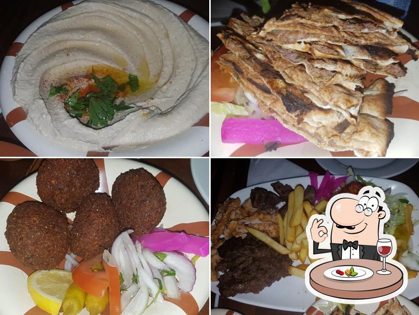 Nana's Restaurant & Lounge