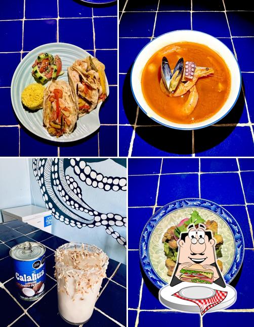 10-13 Mariscos
