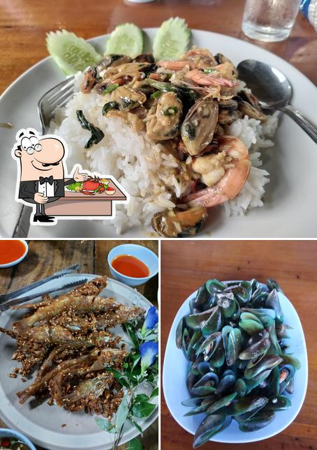 Krua Luang Dam Restaurant