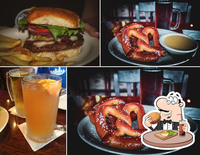 Tailgators Pub & Grill