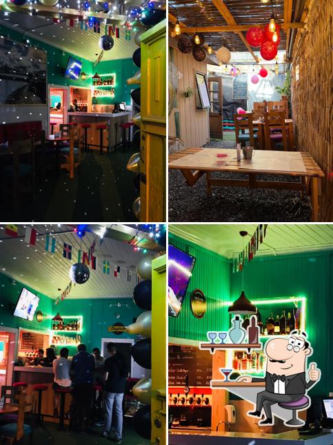 Stop over Hostel & Restobar
