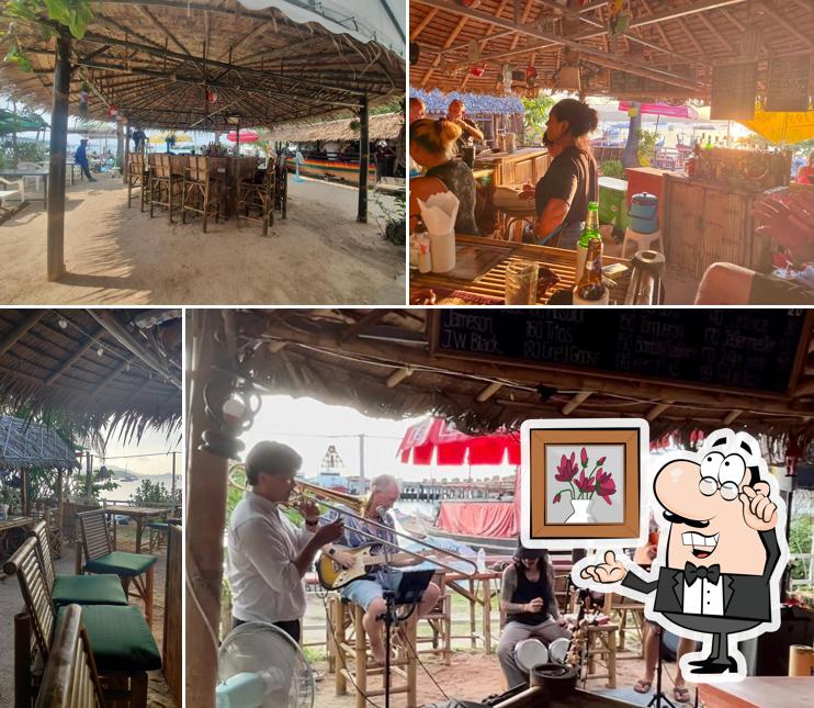 Boat Bar