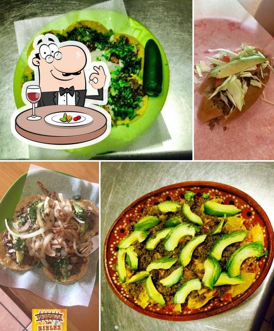 Taqueria La Estacion