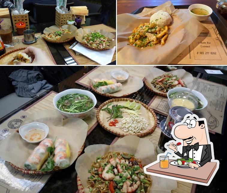 Блюда в "Вьете вок"