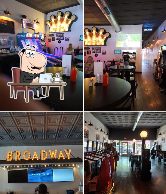 Broadway Bar and Arcade