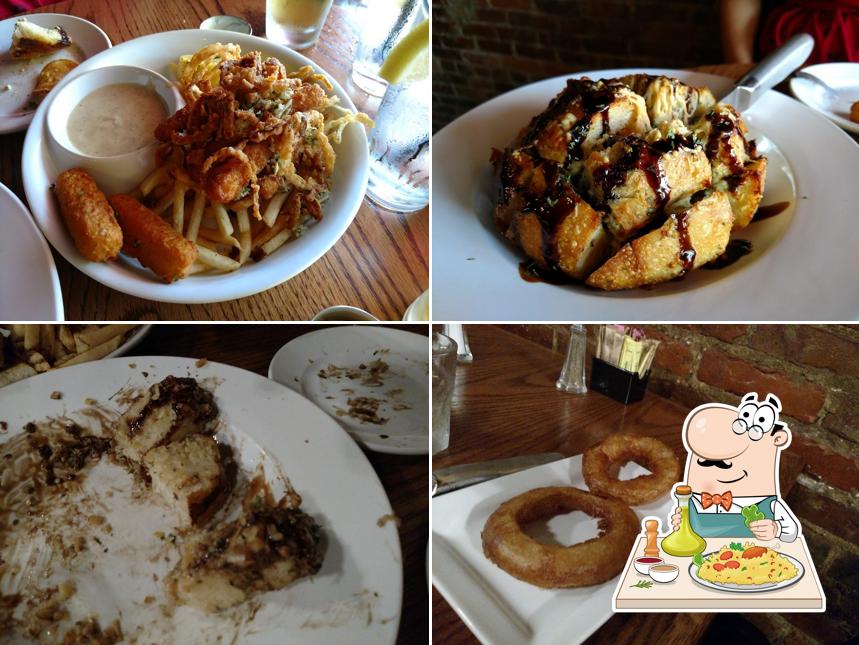 Rocco's Bar & Grill