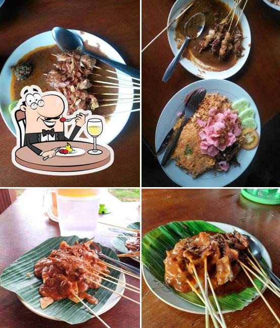 AZOLLA SP Soto and Satay Restaurant