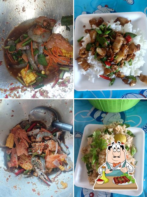ร้านตำสามแยก