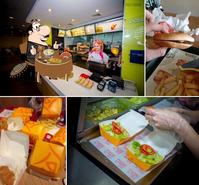 Еда в "Рояле Бургер"