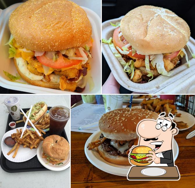 Cajun's Snack Bar