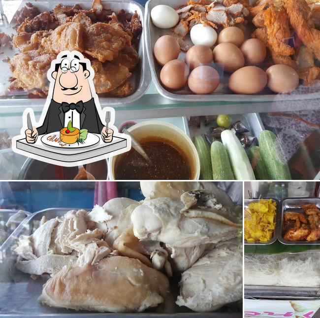 ร้านก๋วยเตี๋ยวป้าห้วน