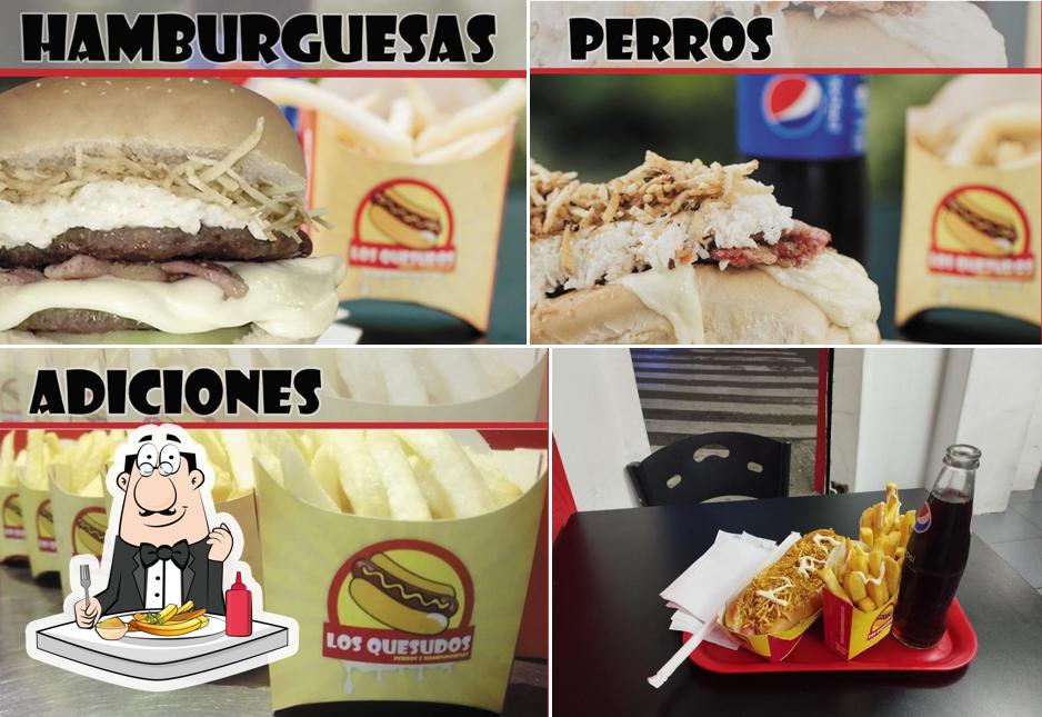 Los Quesudos Perros y Hamburguesas sede Bello