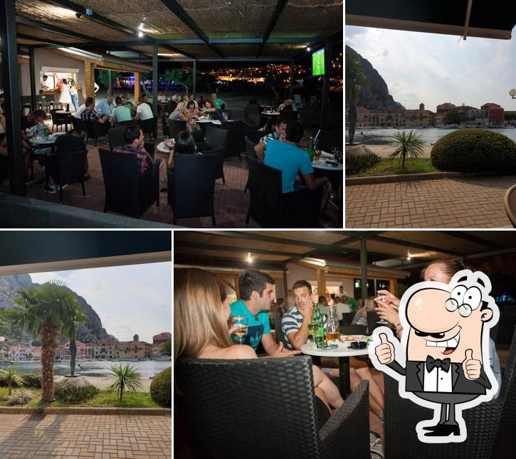 Macao Caffe & Cuisine