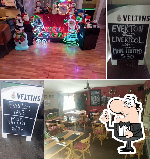 The Blossoms Pub