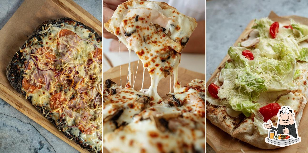 Блюда в "Eezy one pizza"