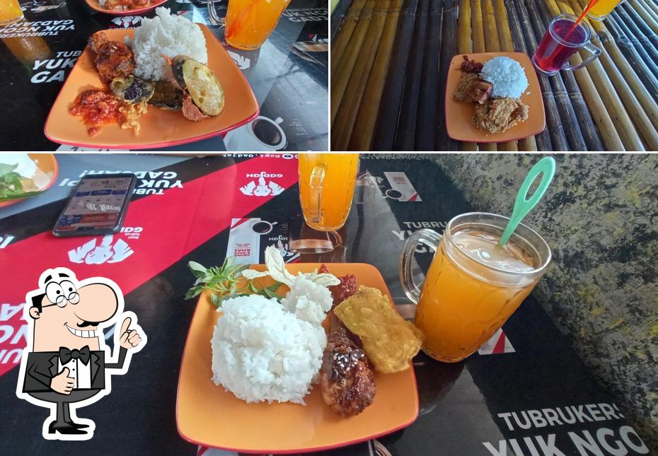 Warung "SAUNG ROSO"
