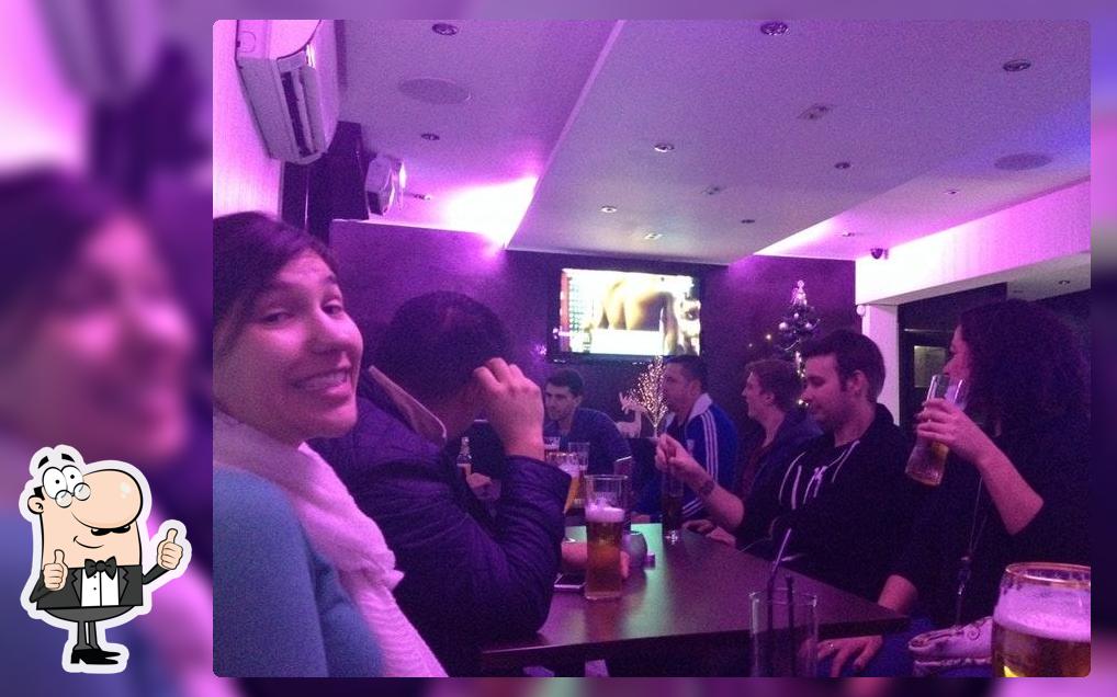 Safron Lounge