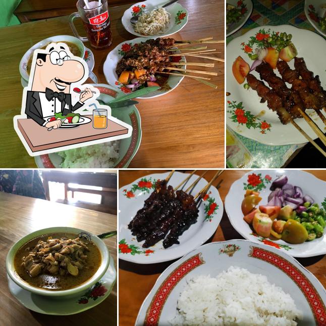 Sate Sapi Spesial Bumbon Pak Junaidi