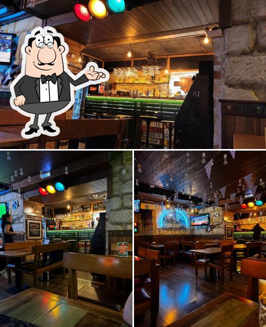 Посмотрите на внутренний интерьер "БегеМотоБар"