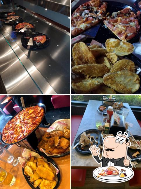 Shakey's Pizza Parlor