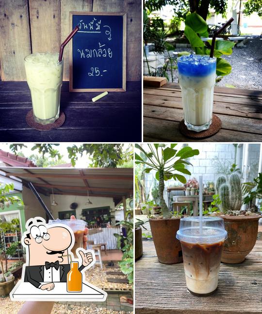 สะท้อน 2557 คาเฟ่