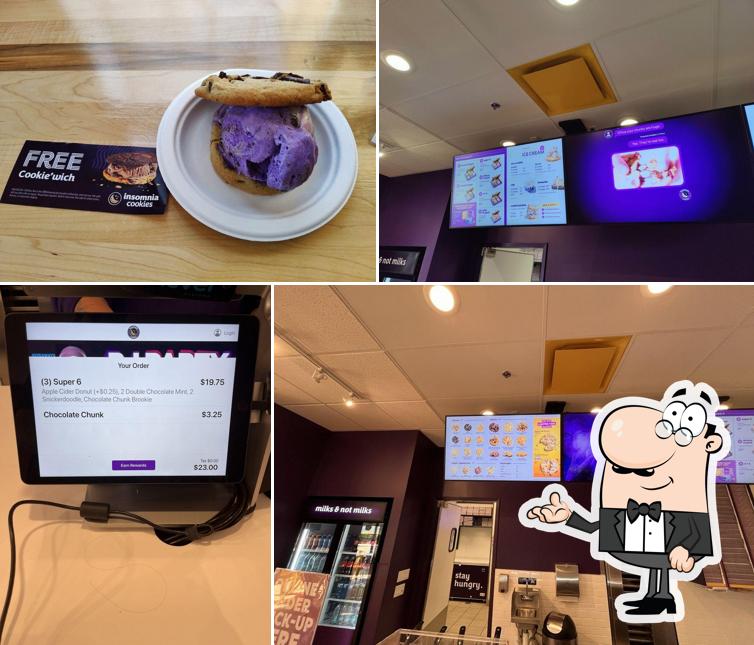Insomnia Cookies
