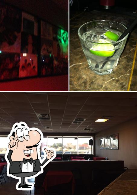 Up Town 78 Lounge