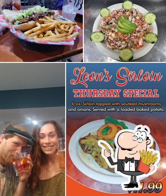 Leon's Sports Bar & Grill
