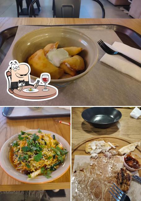 ФУД-КОРТ "TARELKA"