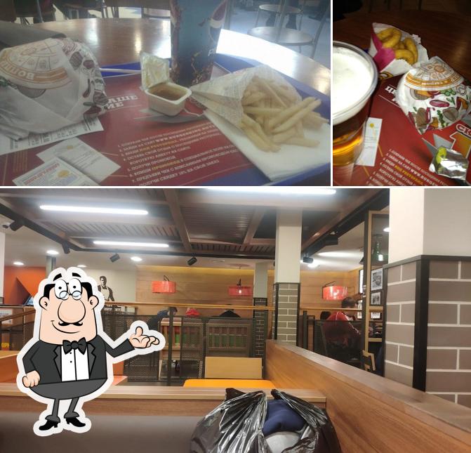 Внутреннее оформление и напитки - все это можно увидеть на этой фотографии из Бургер Кинг