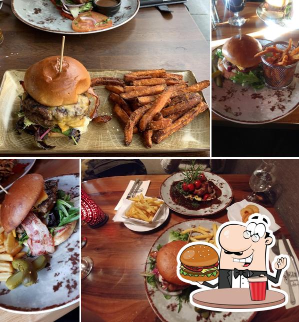 Bowlers Restaurant & Bar