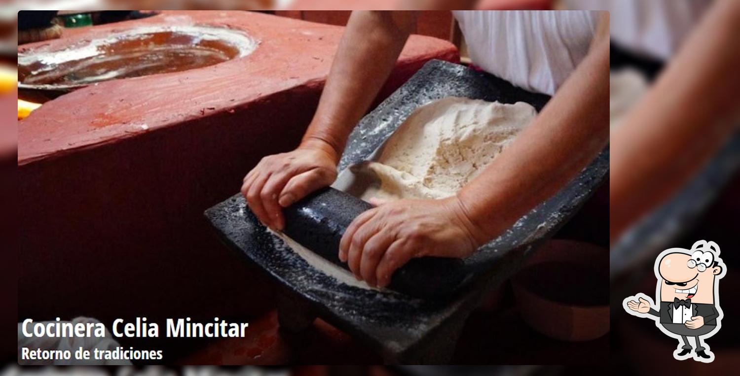 Cocinera tradicional Celia Bautista