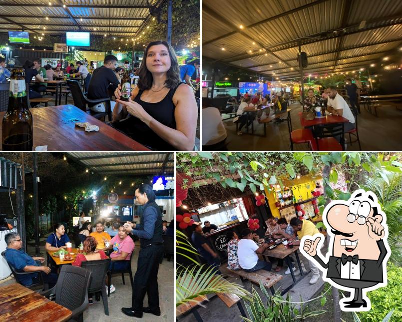 Plaza Roble Foodpark