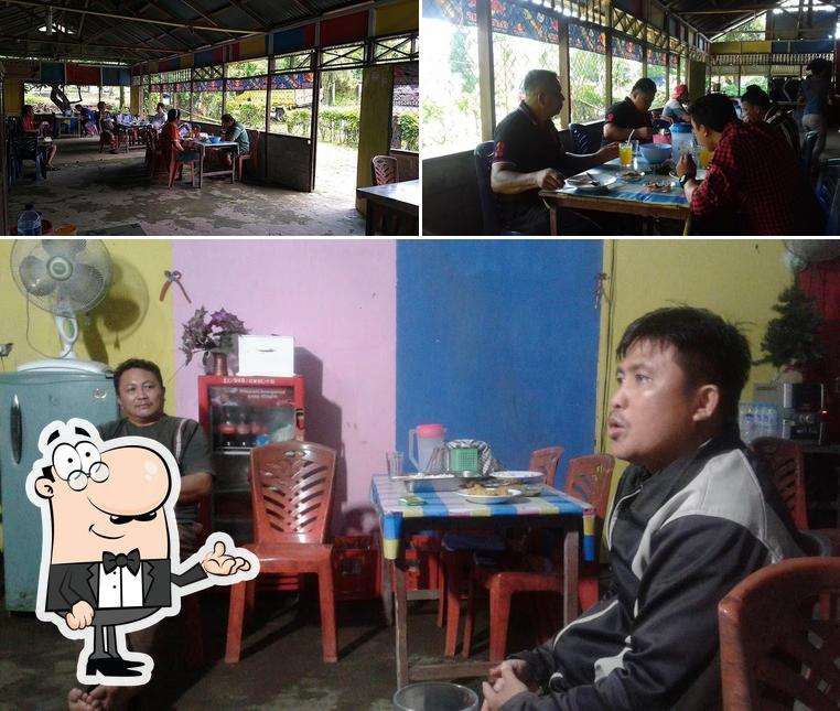 RM. ELVI - rumah makan khas Minahasa