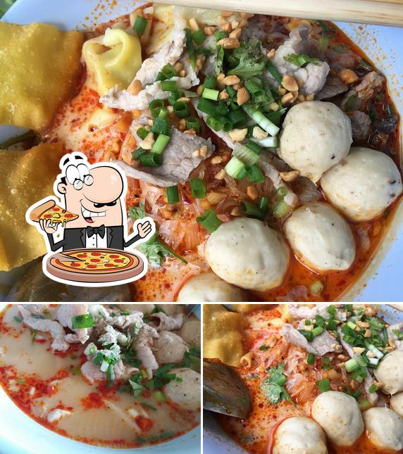 ร้านก๋วยเตี๋ยว แม่ย่านาง หมู่8 อำเภอ กุมภวาปี จ้า